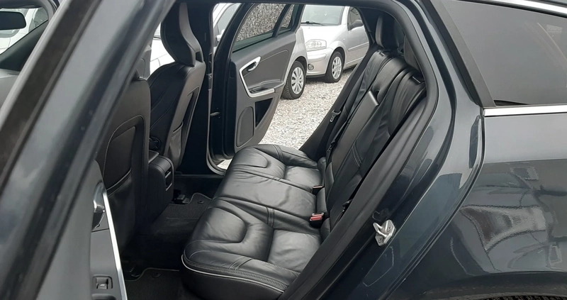Volvo V60 cena 49999 przebieg: 218000, rok produkcji 2014 z Dobra małe 211